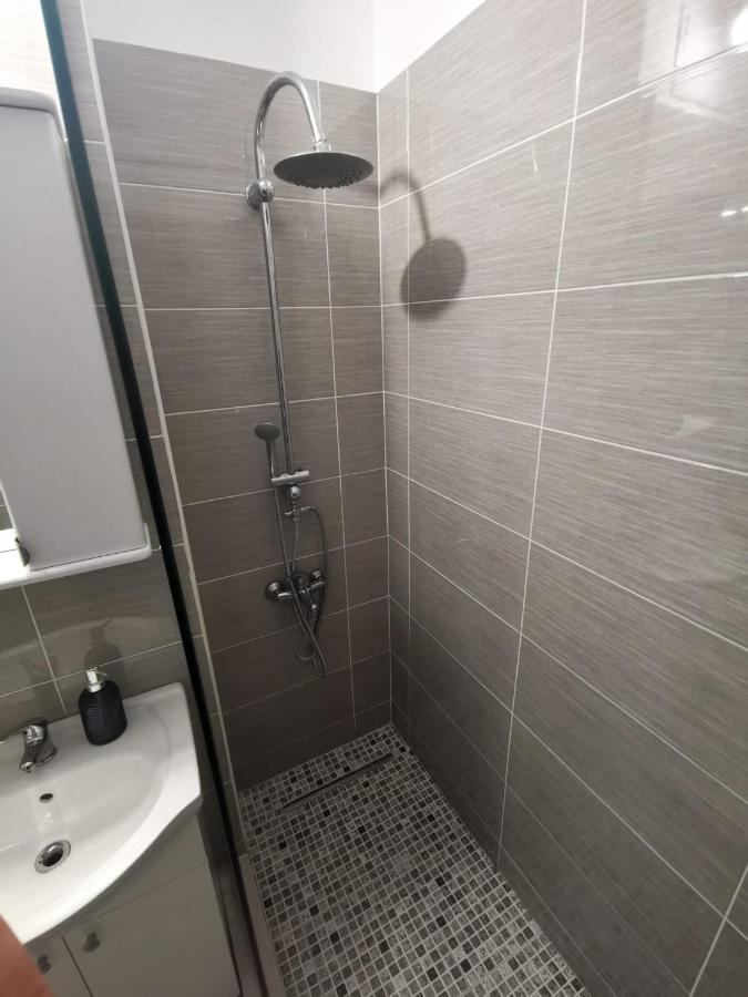 Apartament 2 Camere Aproape De Spitalul Obregia Si Bagdasar Nu Ofer Factura Bukarest Kültér fotó